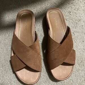 Vionic Women's Hayden Brown Slide Sandals